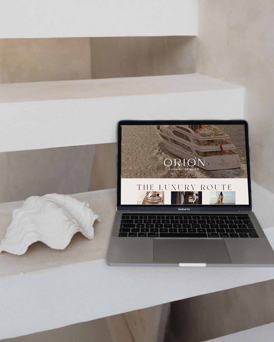 creazione sito web elegante per yacht di luss o agenzia di comunicazione Napoli