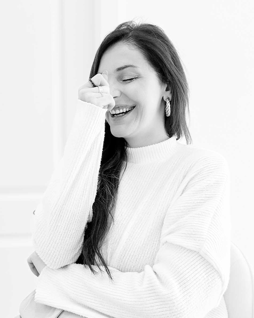 Designer elegante a Napoli - Designer minimalista - grafica aesthetic